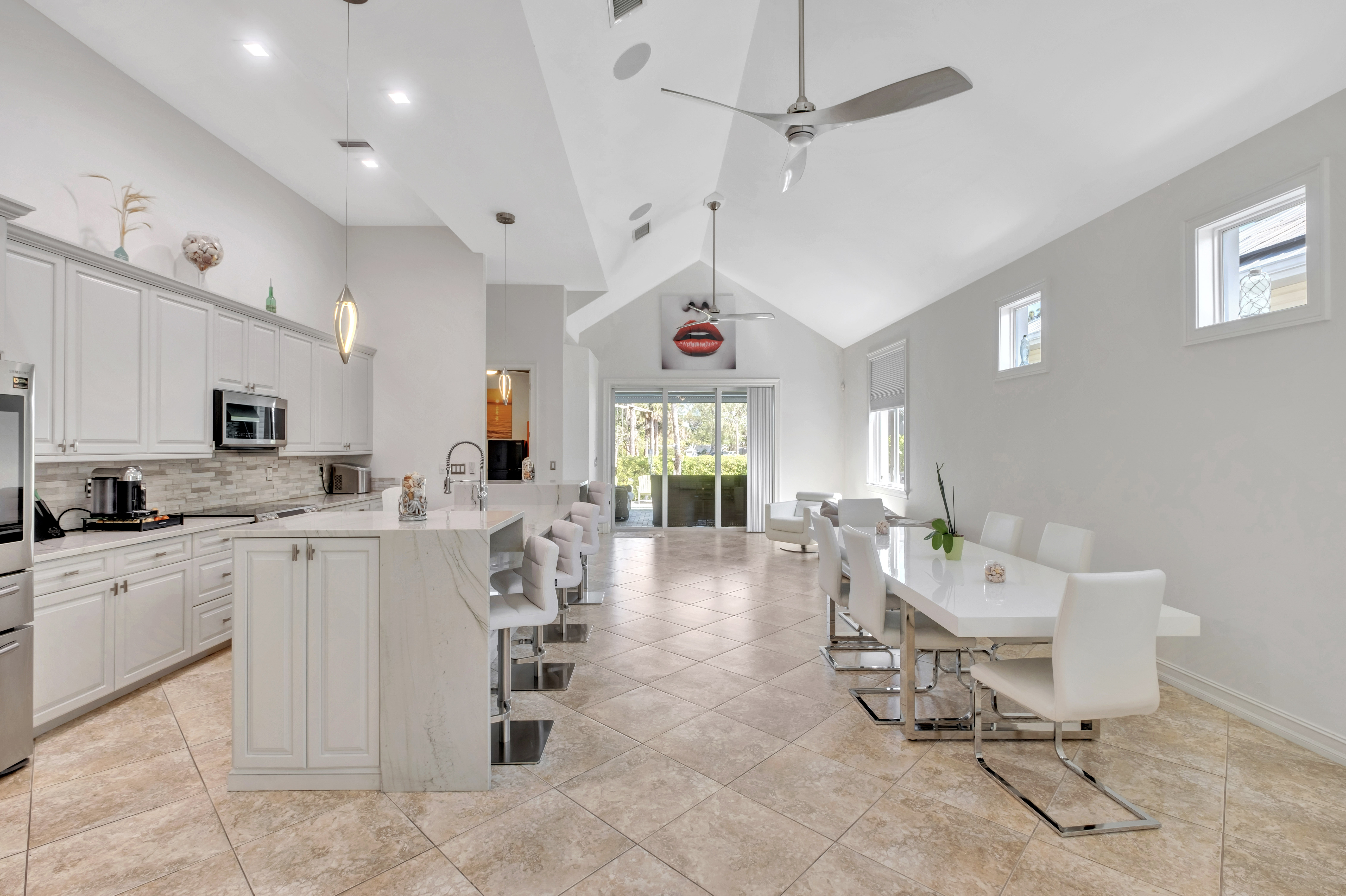 3005 Coco Ave — Photo 1